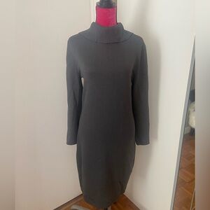 St. John gray knit dress 10